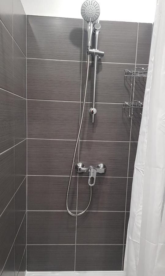 Arena Studio Apartment Gliwice Luaran gambar